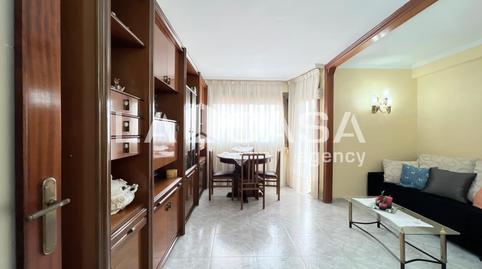 Foto 4 de Pis en venda a Llefià, Barcelona