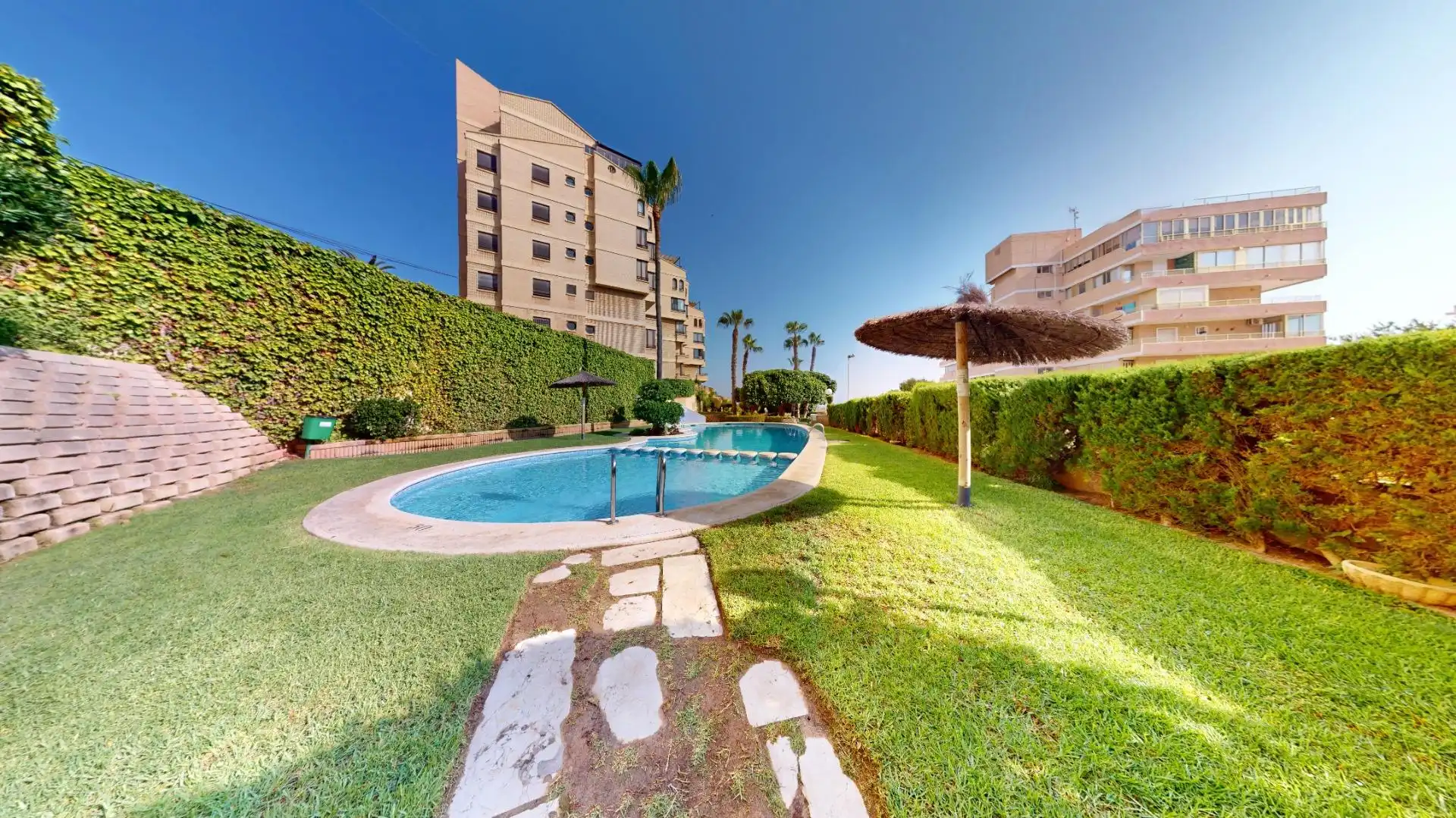 Attic for rent in Calle Ifach, 2, Los Arenales del Sol