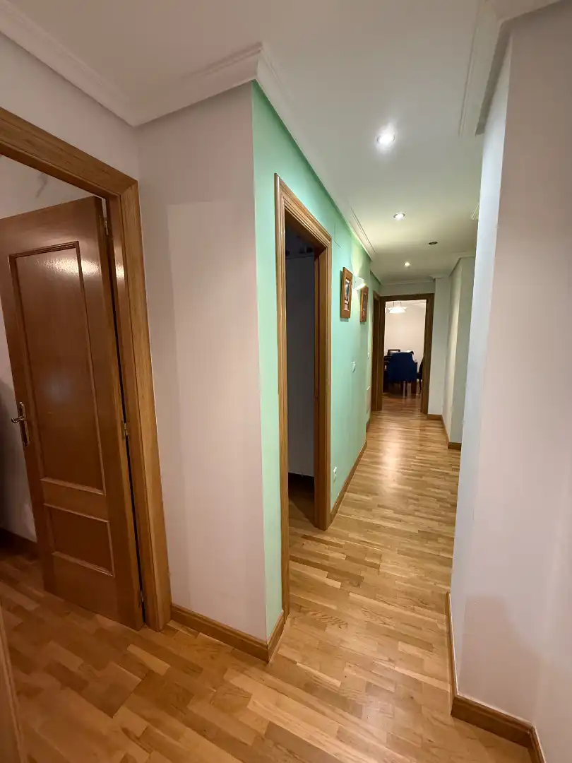 Wohnung zum Verkauf in Hazas de Cesto mit Klimaanlage, Heizung und Terrasse