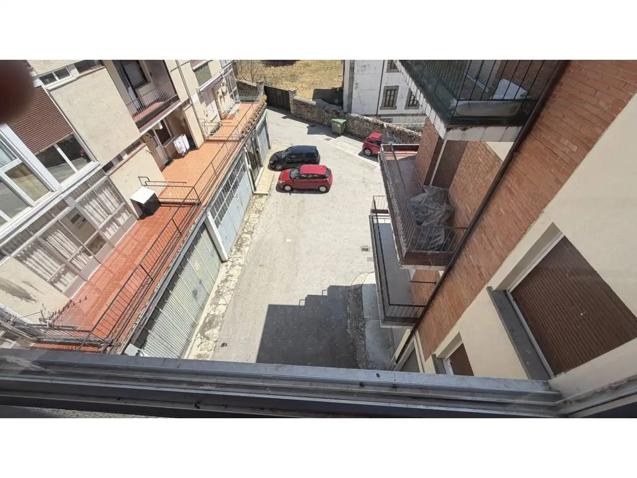 Vista exterior de Piso en venta en Espinosa de los Monteros con Calefacción, Terraza y Amueblado