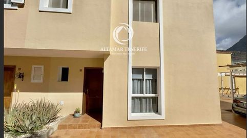 Foto 2 de Casa adosada en venta en Playa Fañabé Alto, Adeje