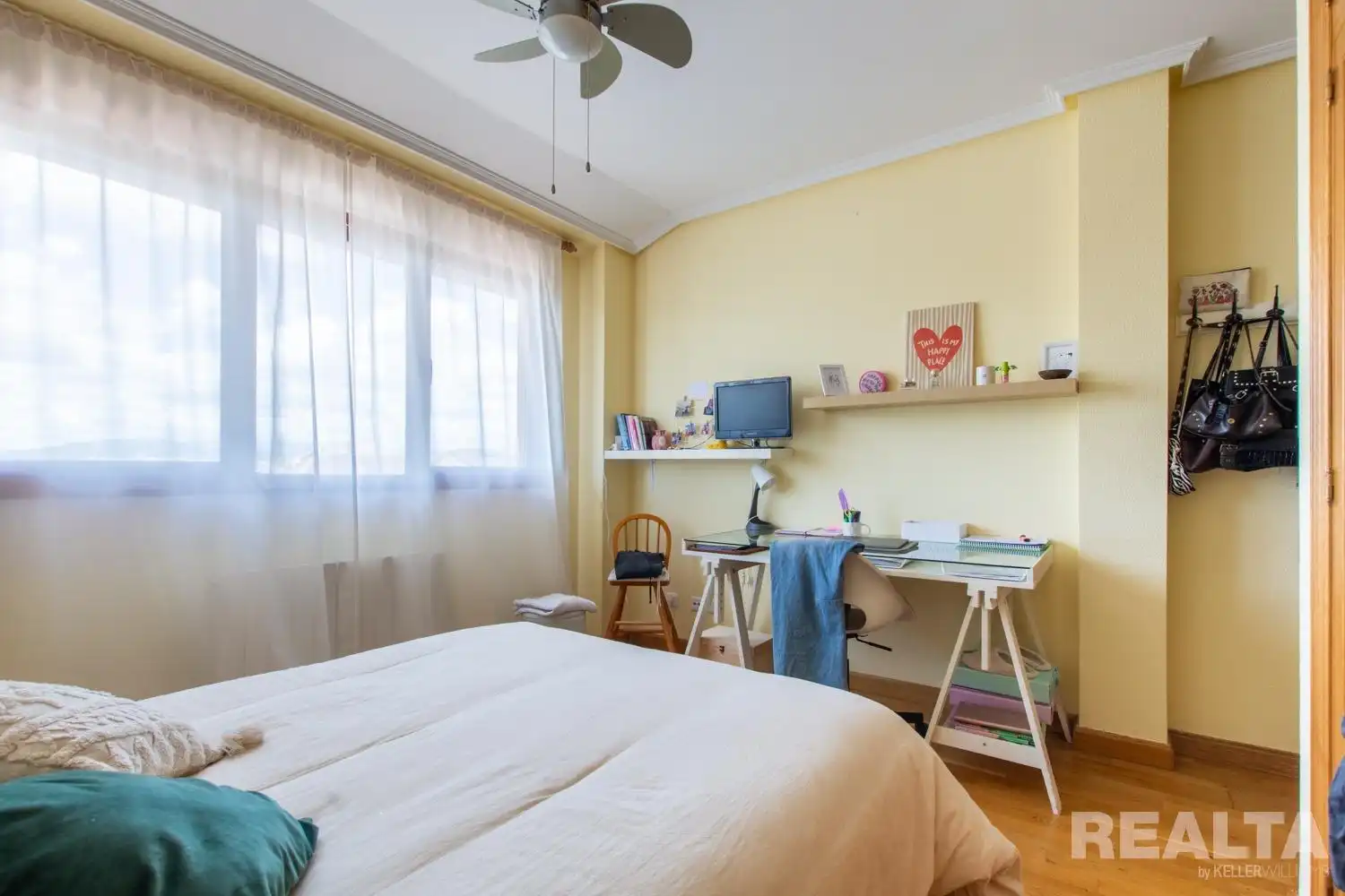 Habitación de Casa adosada en venta en Valdetorres de Jarama