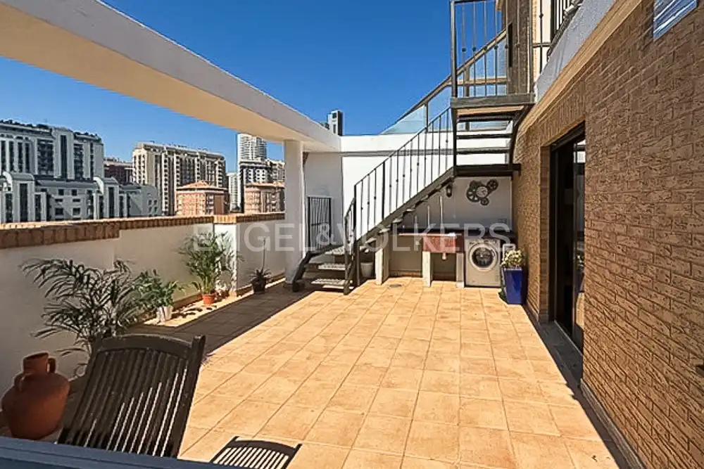 Terrassa de Àtic de lloguer en Valencia amb Aire condicionat, Calefacció i Terrassa