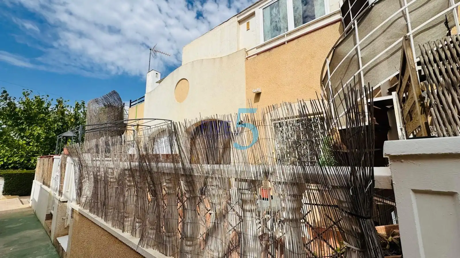 Bungalow con piscina en venta en Los Balcones - Los Altos, imagen 18