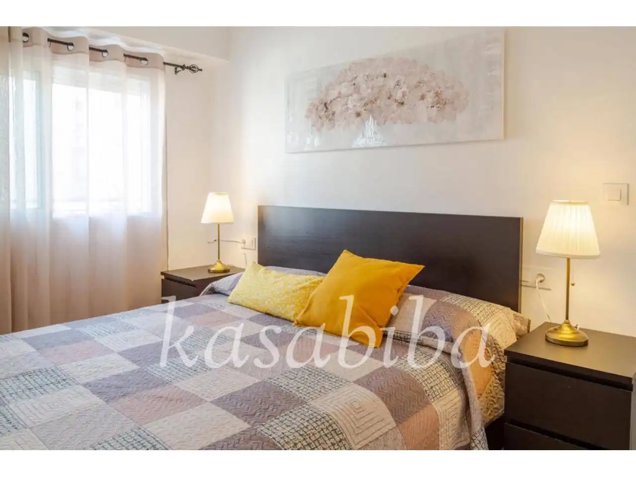 Bedroom of Flat for rent in Valencia  with Air Conditioner, Furnished and Balcony