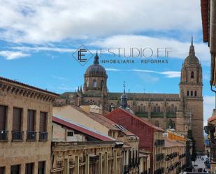 Vista exterior de Pis de lloguer en Salamanca Capital amb Calefacció, Parquet i Moblat