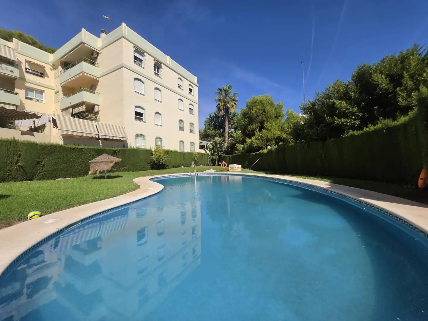 Piscina de Piso en venta en El Pinar- Palacio de Congresos