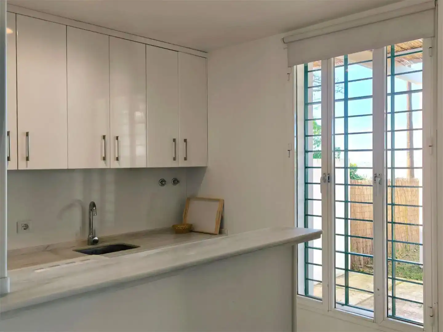 Küche von Wohnung zur Miete in Sanlúcar de Barrameda mit Privatgarten und Möbliert
