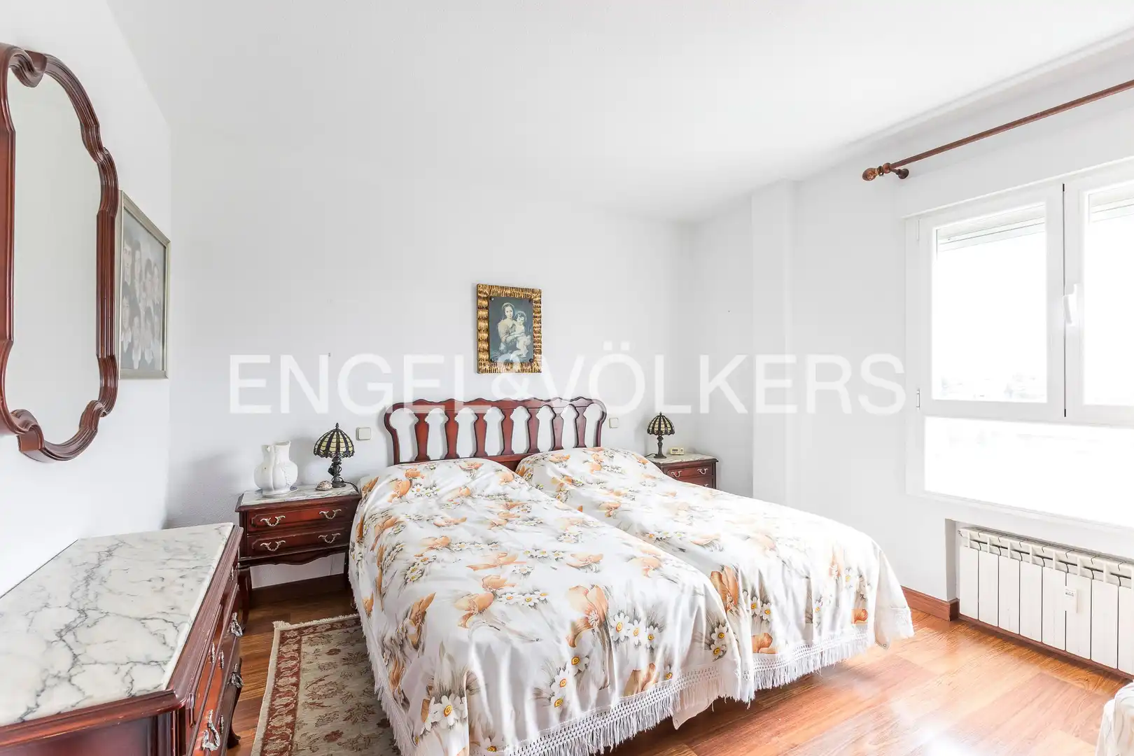 Schlafzimmer von Wohnung zum Verkauf in Madrid mit Klimaanlage, Heizung und Privatgarten