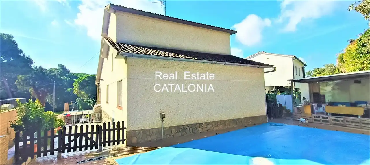 Exterior view of Houses for sale in Lloret de Mar  with Air Conditioner, Heating and Private garden