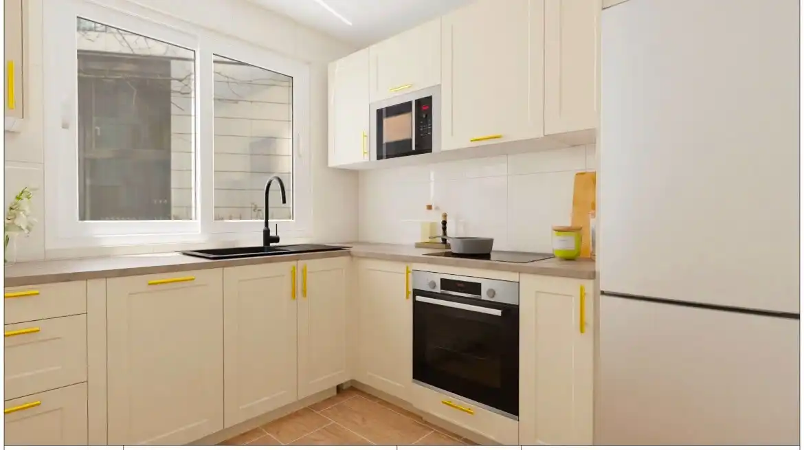 Penthouse with terrace for sale in Carrer de l'Infant Pagà, imagen 3