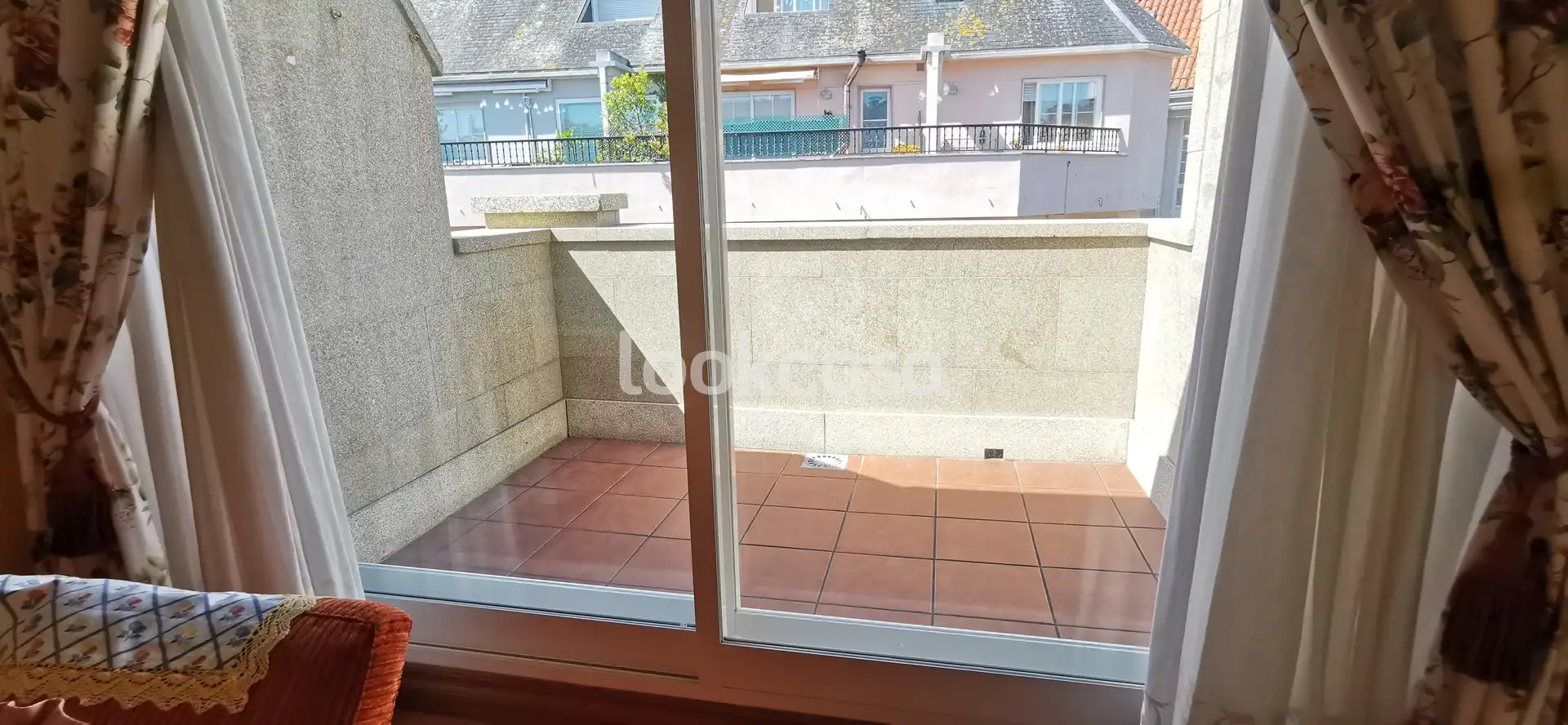 Vista exterior de Ático en venta en Sanxenxo con Calefacción, Terraza y Trastero