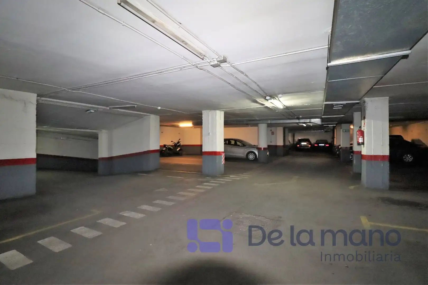 Parking de Piso de alquiler en Madrid con Calefacción y Parquet