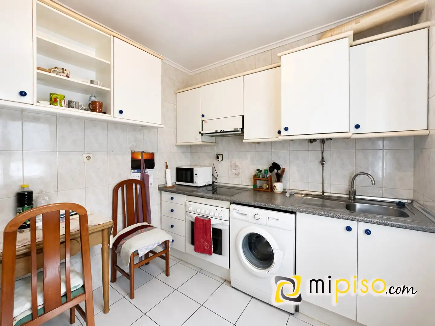 Küche von Wohnung zum Verkauf in Laredo mit Balkon