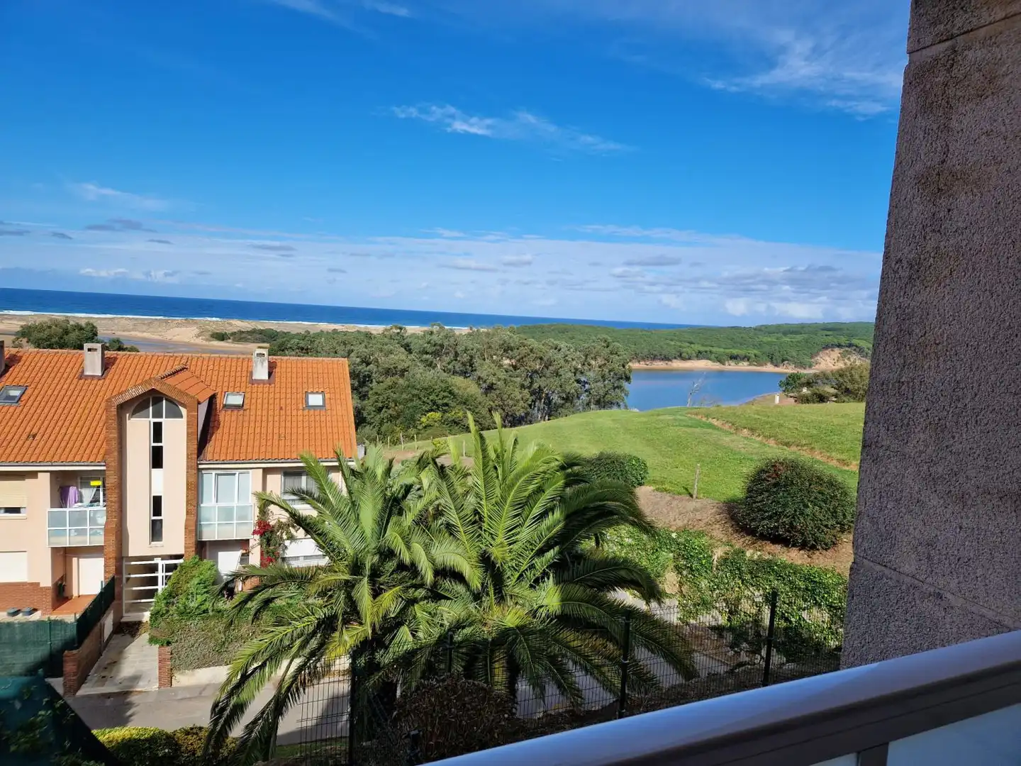 Jardín de Dúplex en venta en Miengo con Calefacción, Terraza y Trastero