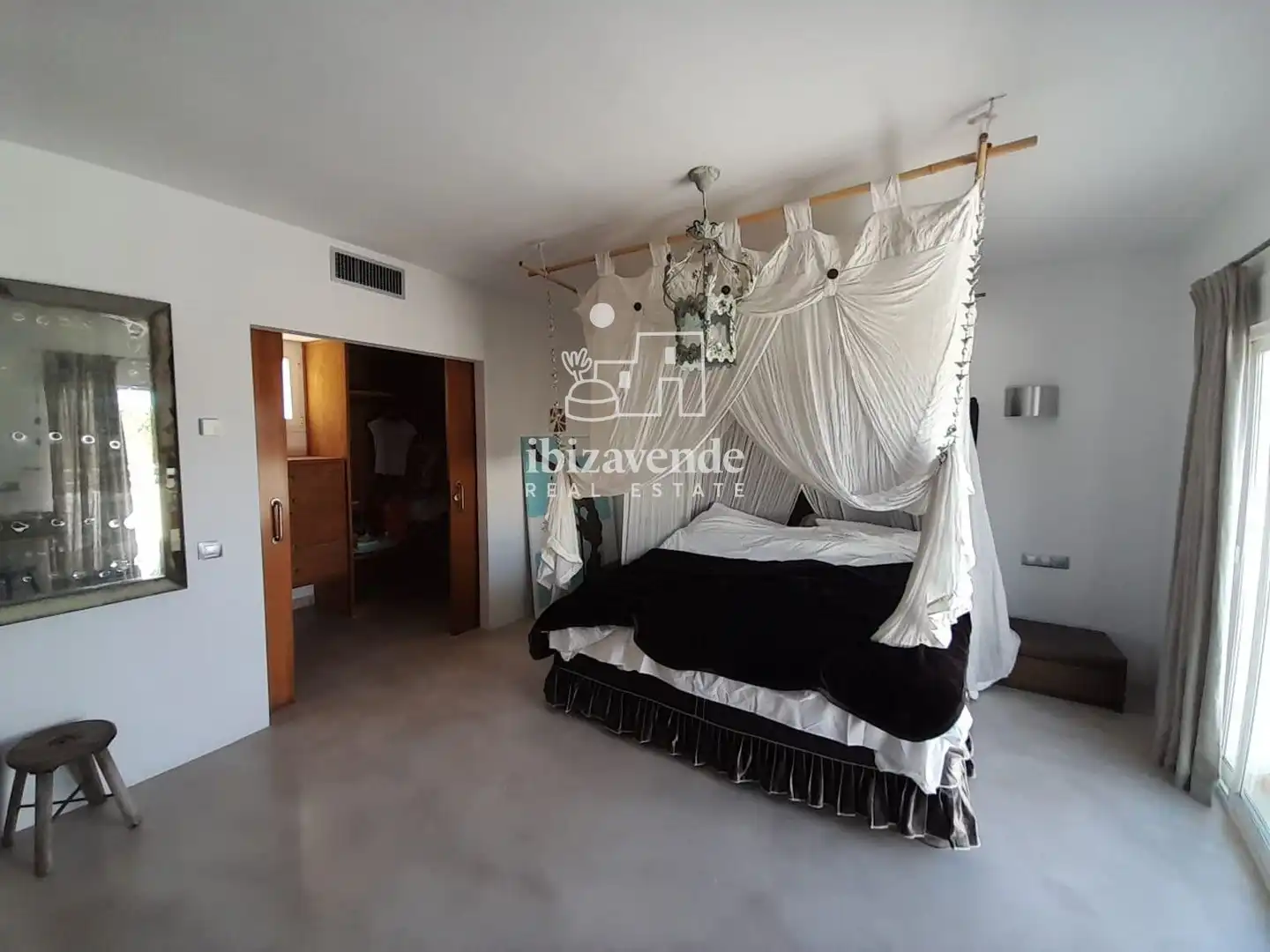 Dormitori de Casa o xalet en venda en Santa Eulària des Riu amb Aire condicionat, Calefacció i Piscina