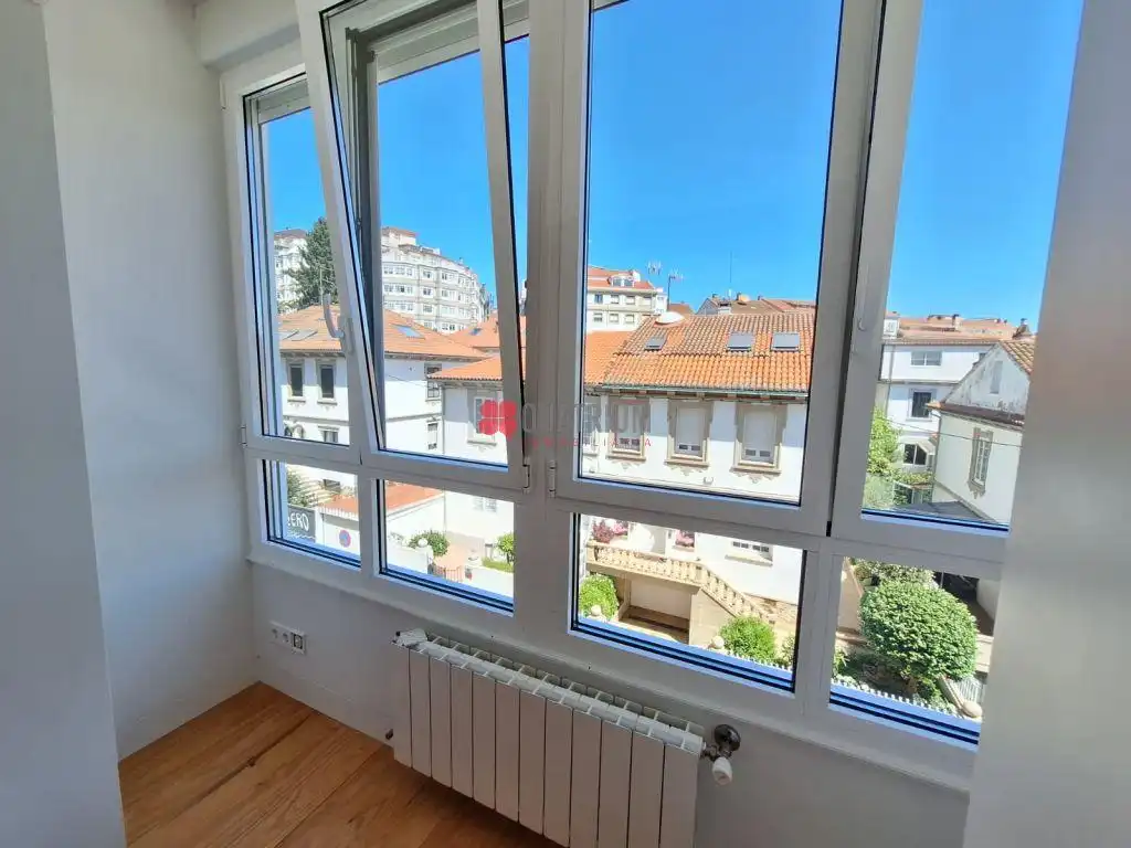 Terraza de Piso de alquiler en Santiago de Compostela  con Calefacción