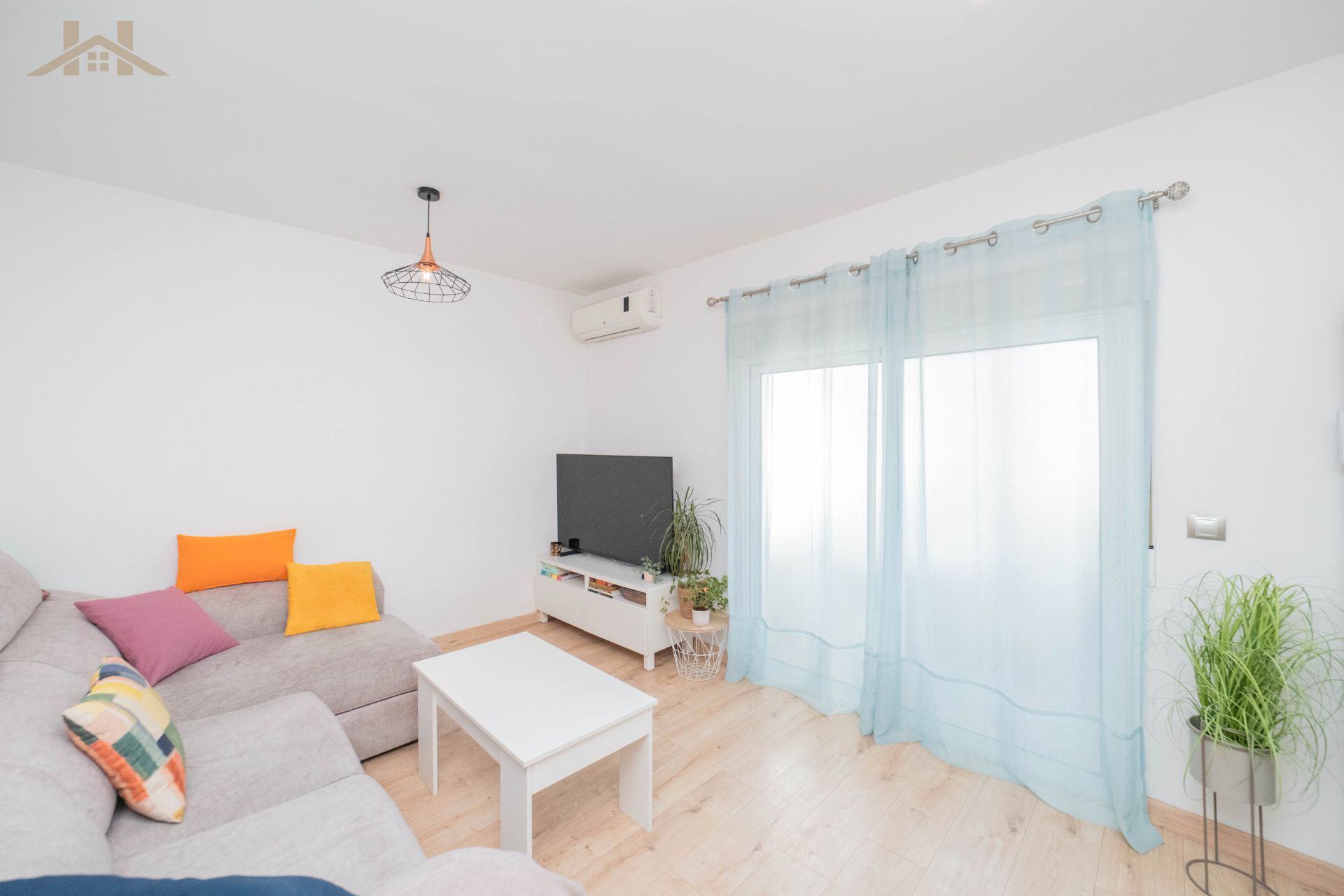 Living room of Flat for sale in Leganés  with Air Conditioner, Heating and Terrace