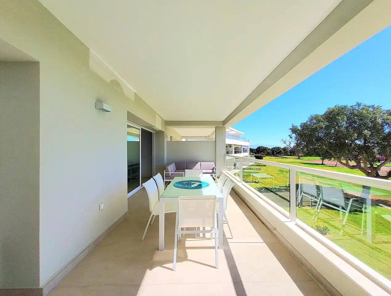 Terraza de Apartamento en venta en Sotogrande con Aire acondicionado, Terraza y Amueblado