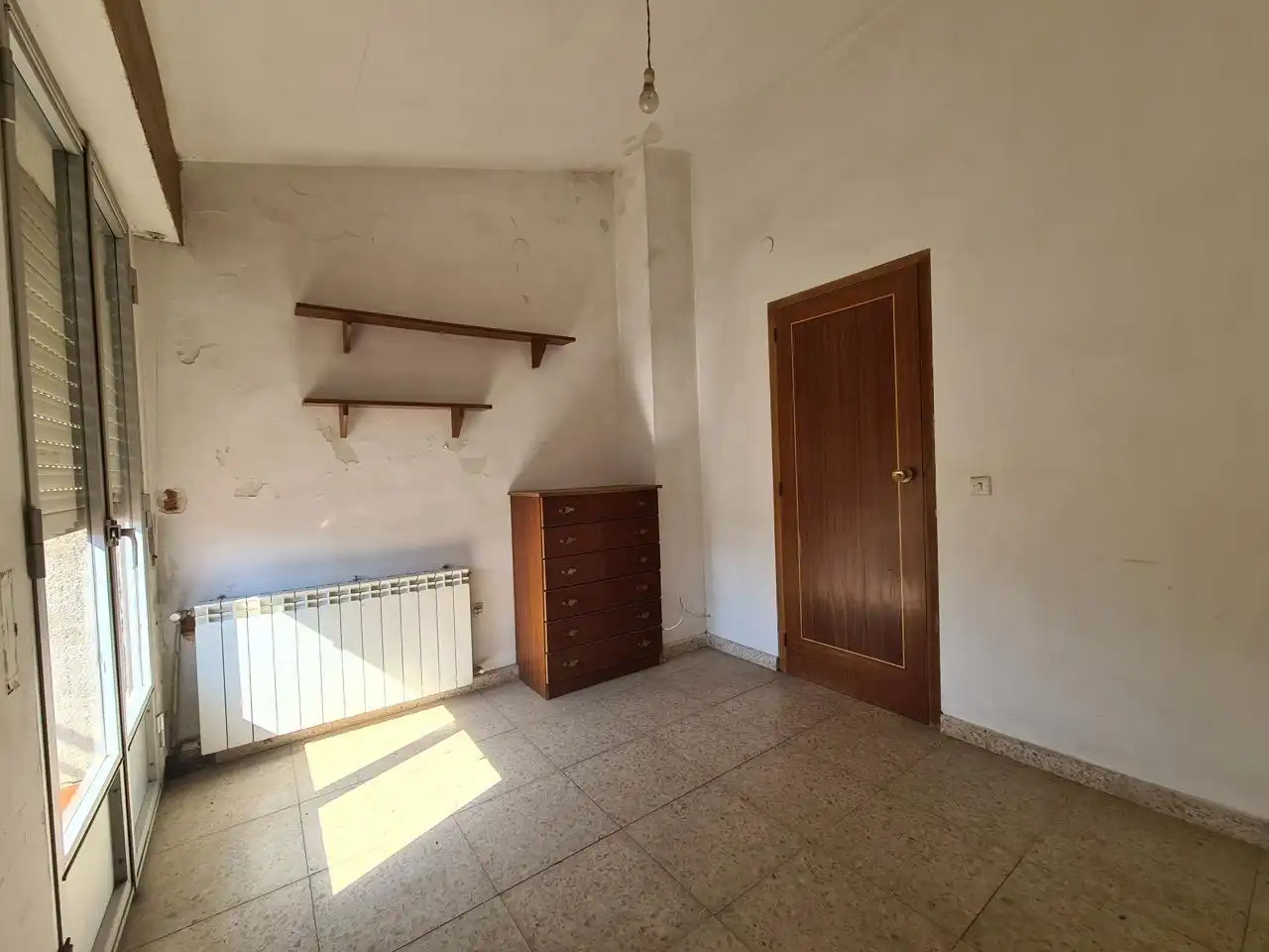 Casa adosada en venta en La Adrada  con Balcón