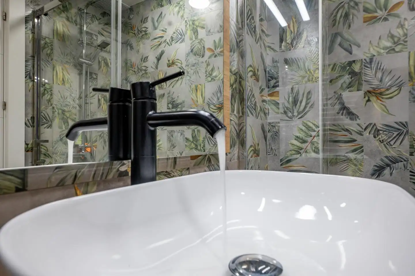 Baño de Piso en venta en Ávila con Calefacción y Trastero