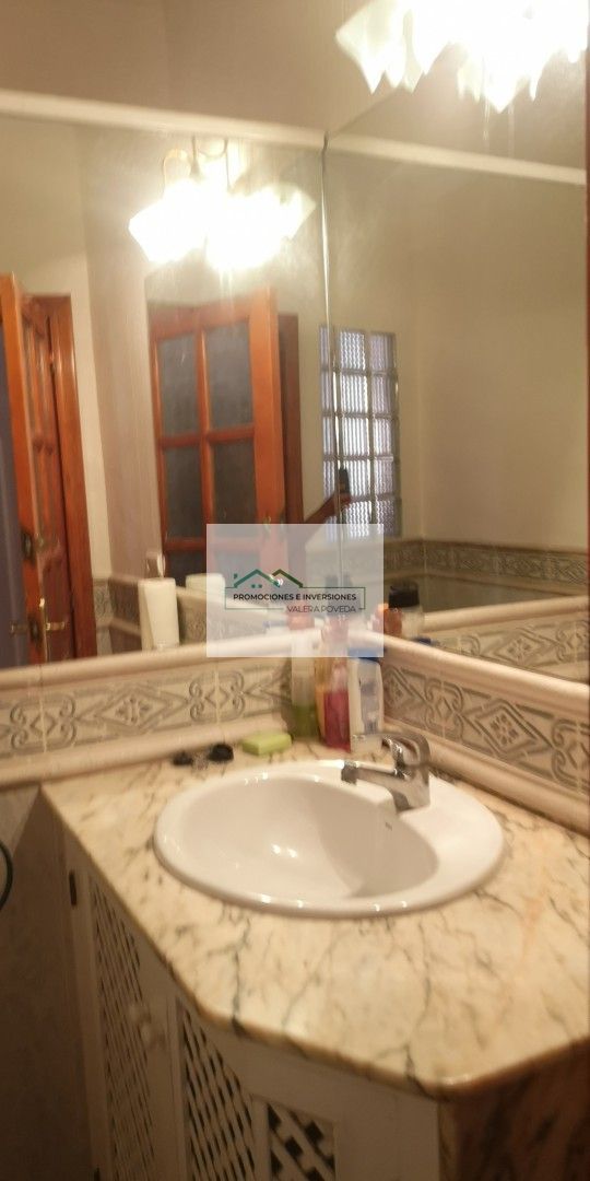 Bany de Casa o xalet en venda en Motilla del Palancar amb Terrassa i Moblat