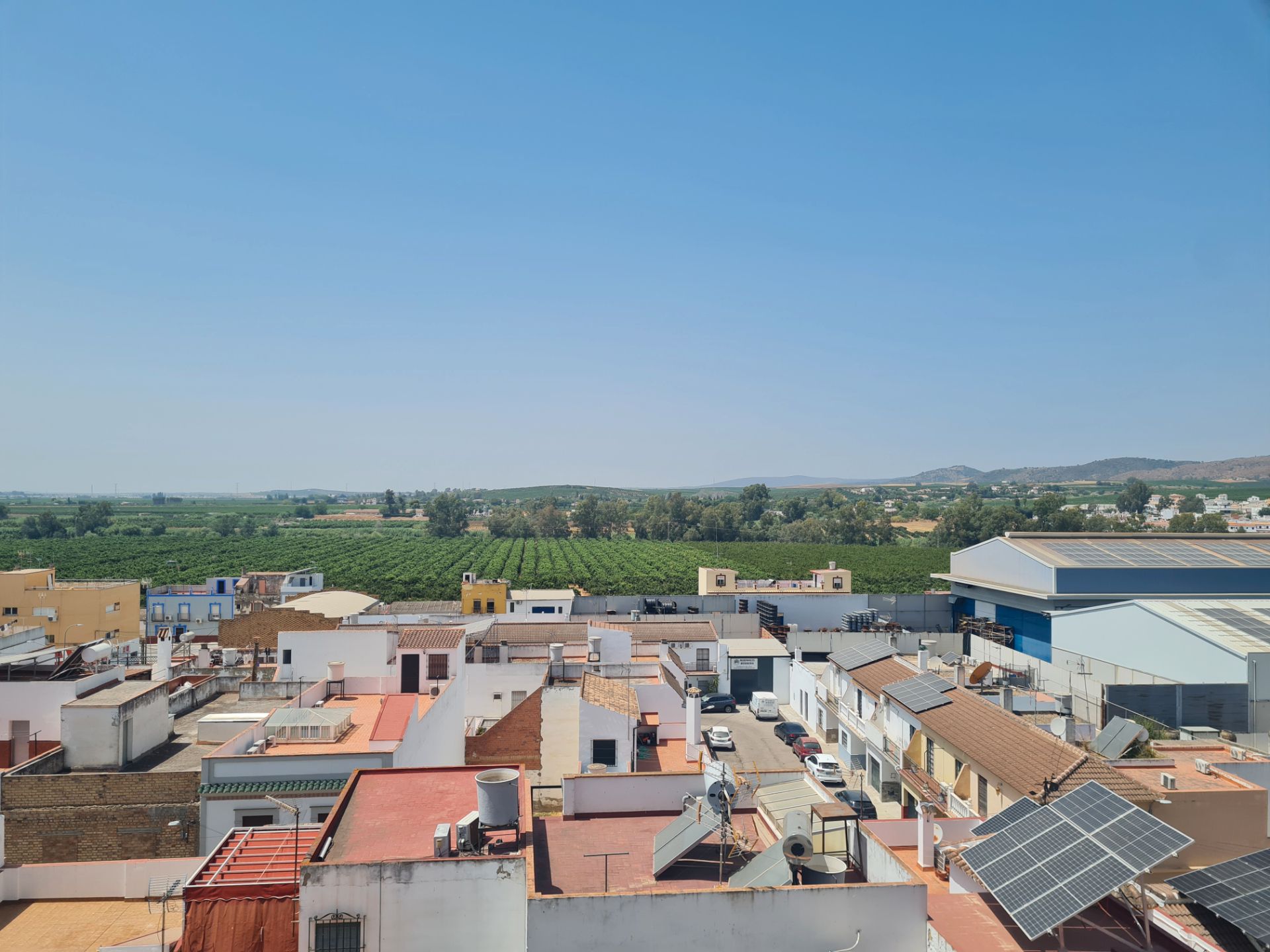 Außenansicht von Wohnung miete in Cantillana mit Terrasse und Haustiere erlaubt