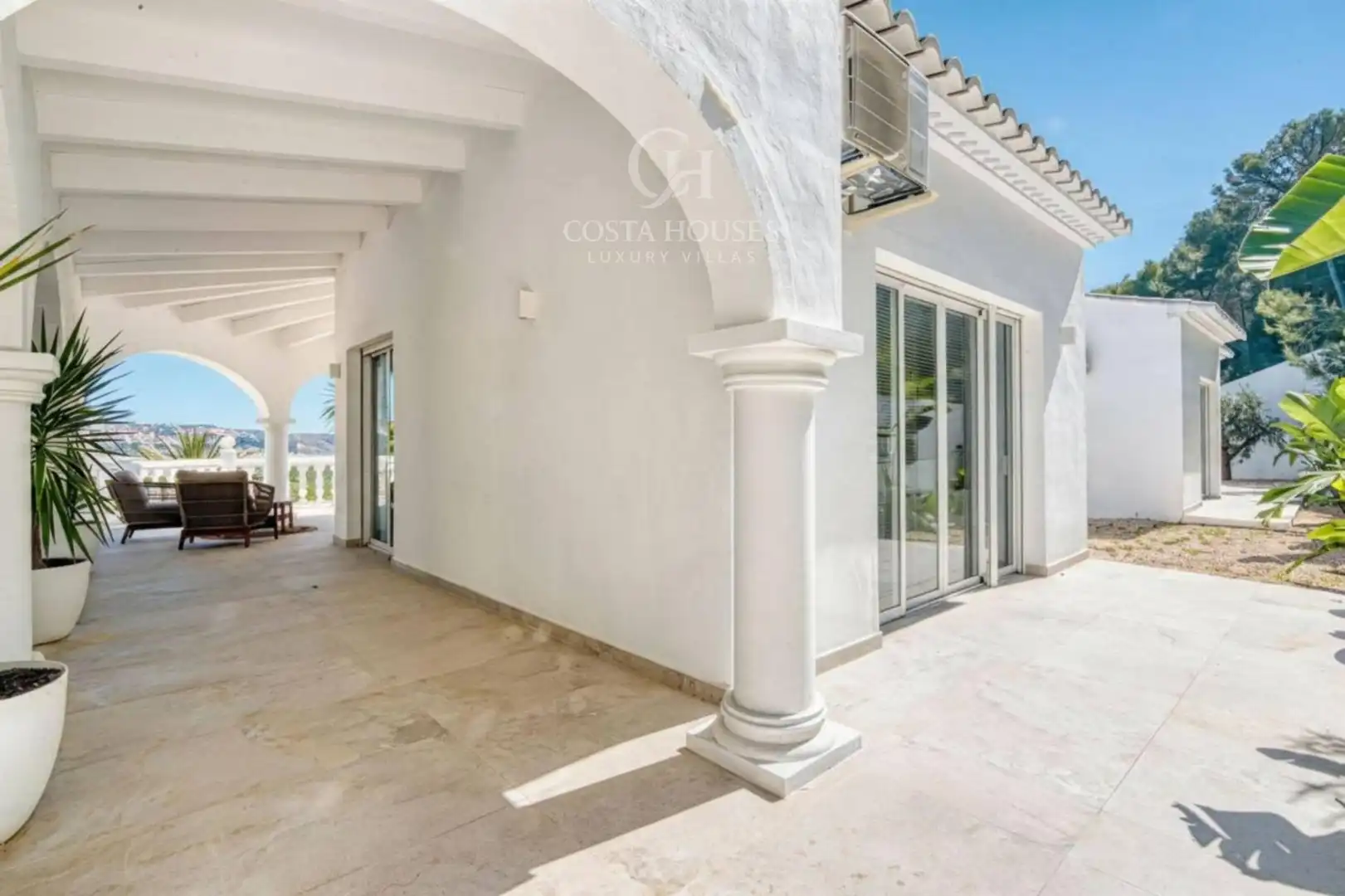 Vista exterior de Casa o xalet en venda en Jávea / Xàbia amb Aire condicionat, Calefacció i Jardí privat