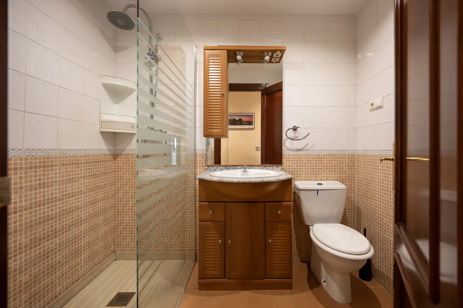 Bany de Pis en venda en Gijón  amb Calefacció i Traster