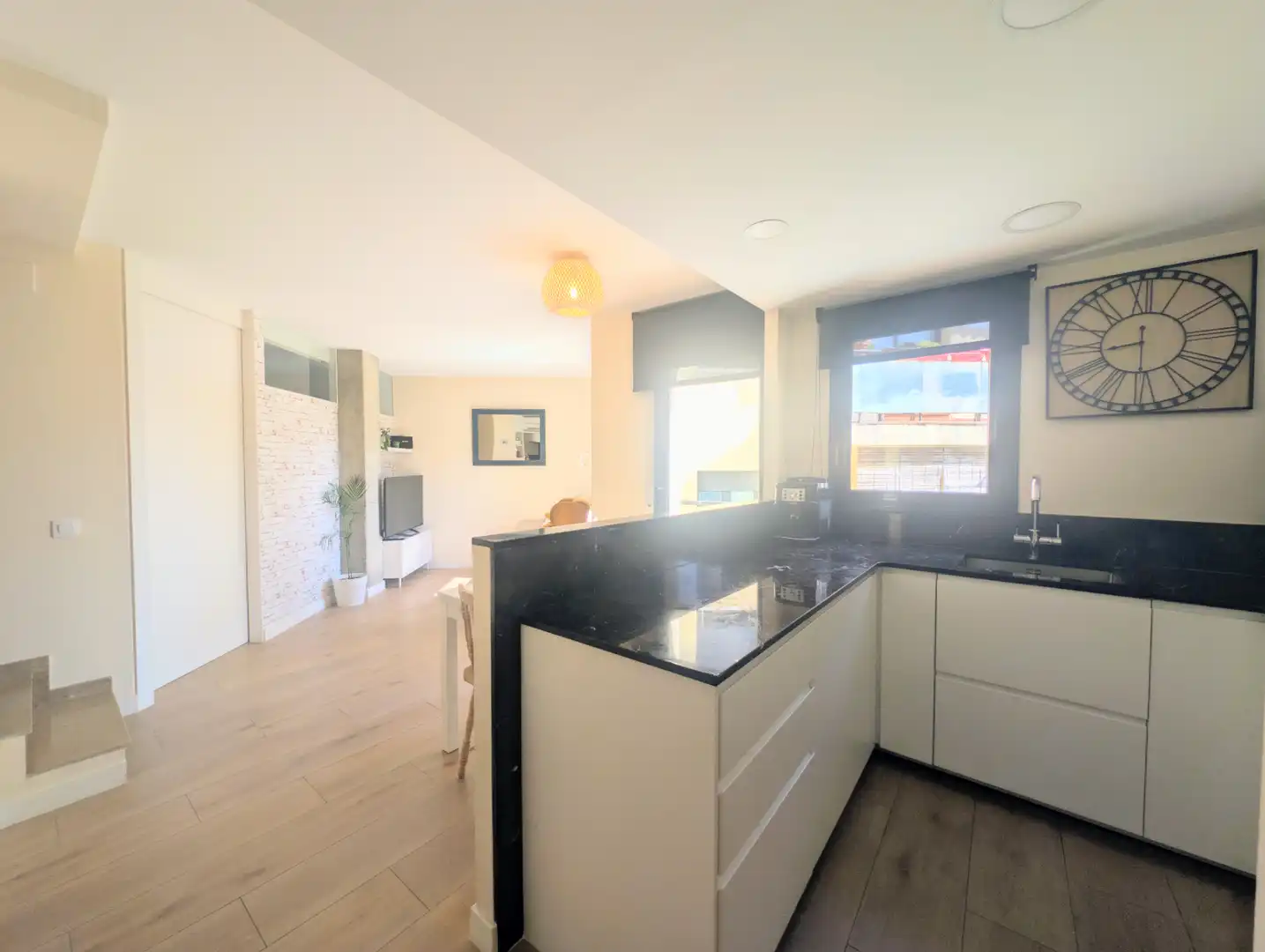 Kitchen of Duplexes for sale in Terrassa  with Air Conditioner, Terrace and Balcony