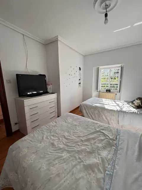 Habitación de Finca rústica en venta en Narón con Calefacción, Jardín privado y Amueblado