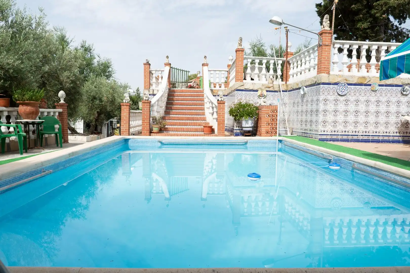 Piscina de Casa o chalet en venta en Jaén