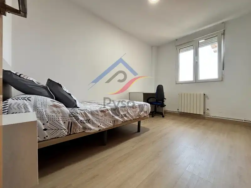 Flat for rent in Avenida de los Castros, Los Castros