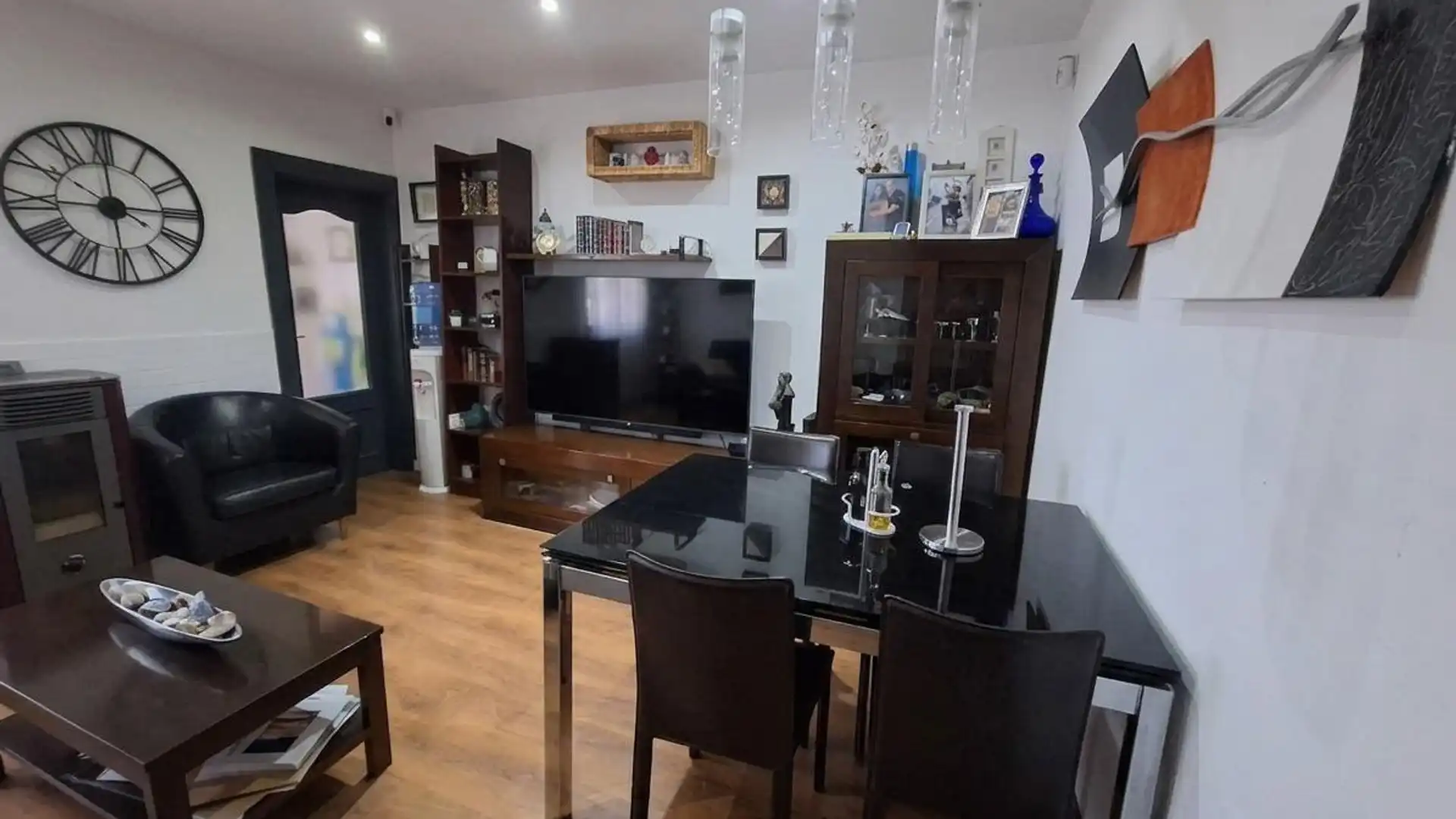 Living room of Flat for sale in Sabadell  with Air Conditioner, Parquet flooring and Alarm