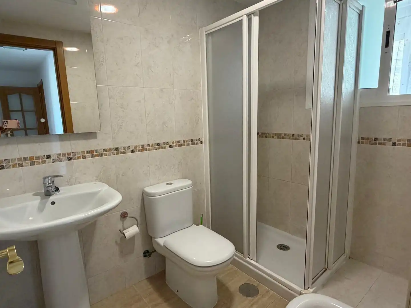 Bathroom of Apartments for sale in Mijas  with Private garden, Furnished and Community pool