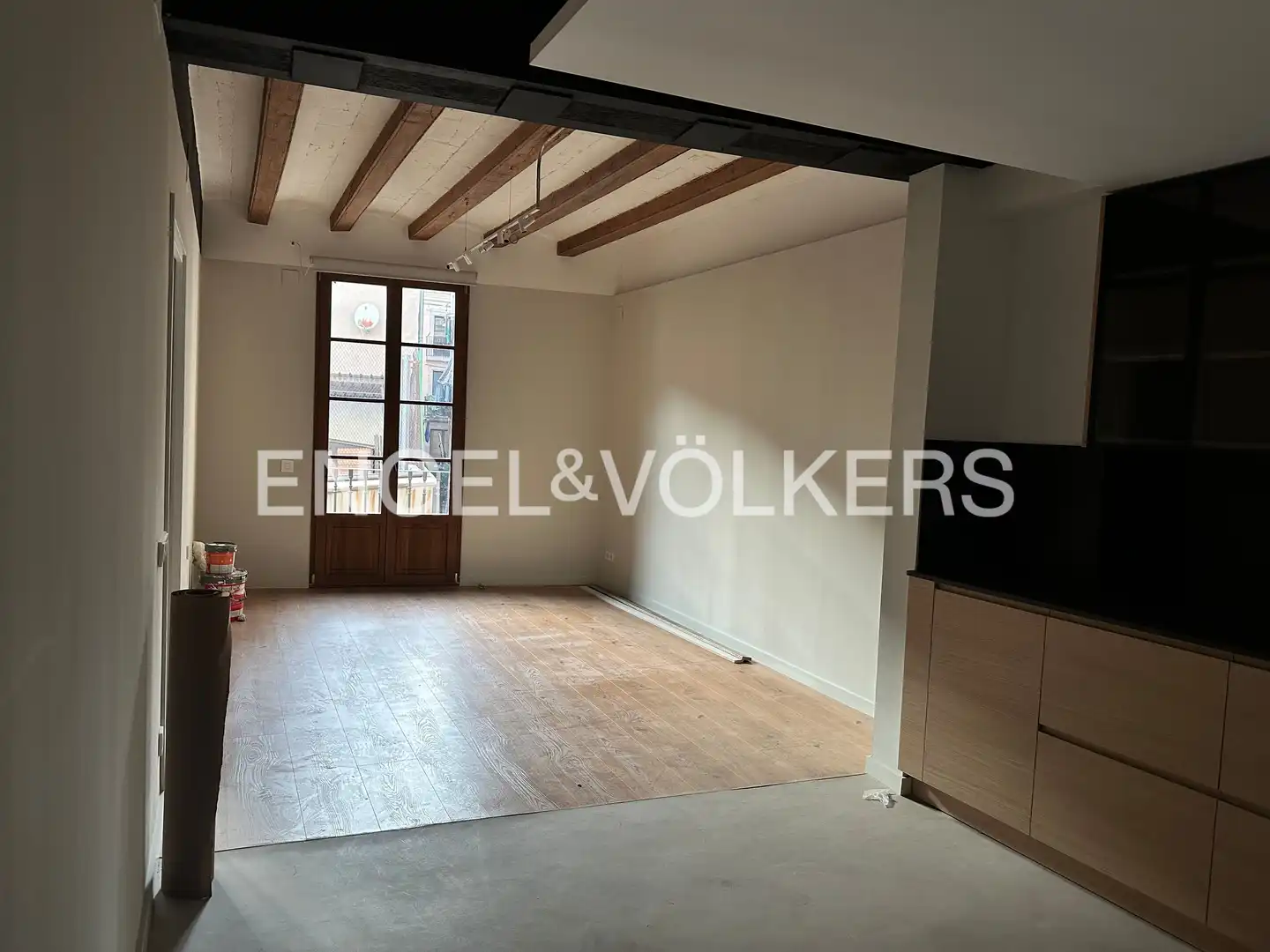 Piso con terraza en venta en Ciutat Vella, imagen 2