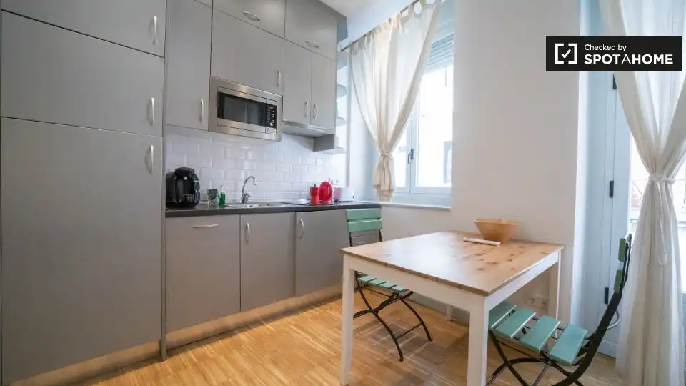 Flat with terrace to rent in Centro, imagen 7