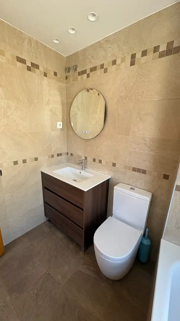 Badezimmer von Maisonette zum Verkauf in Vallgorguina mit Klimaanlage, Heizung und Parkett