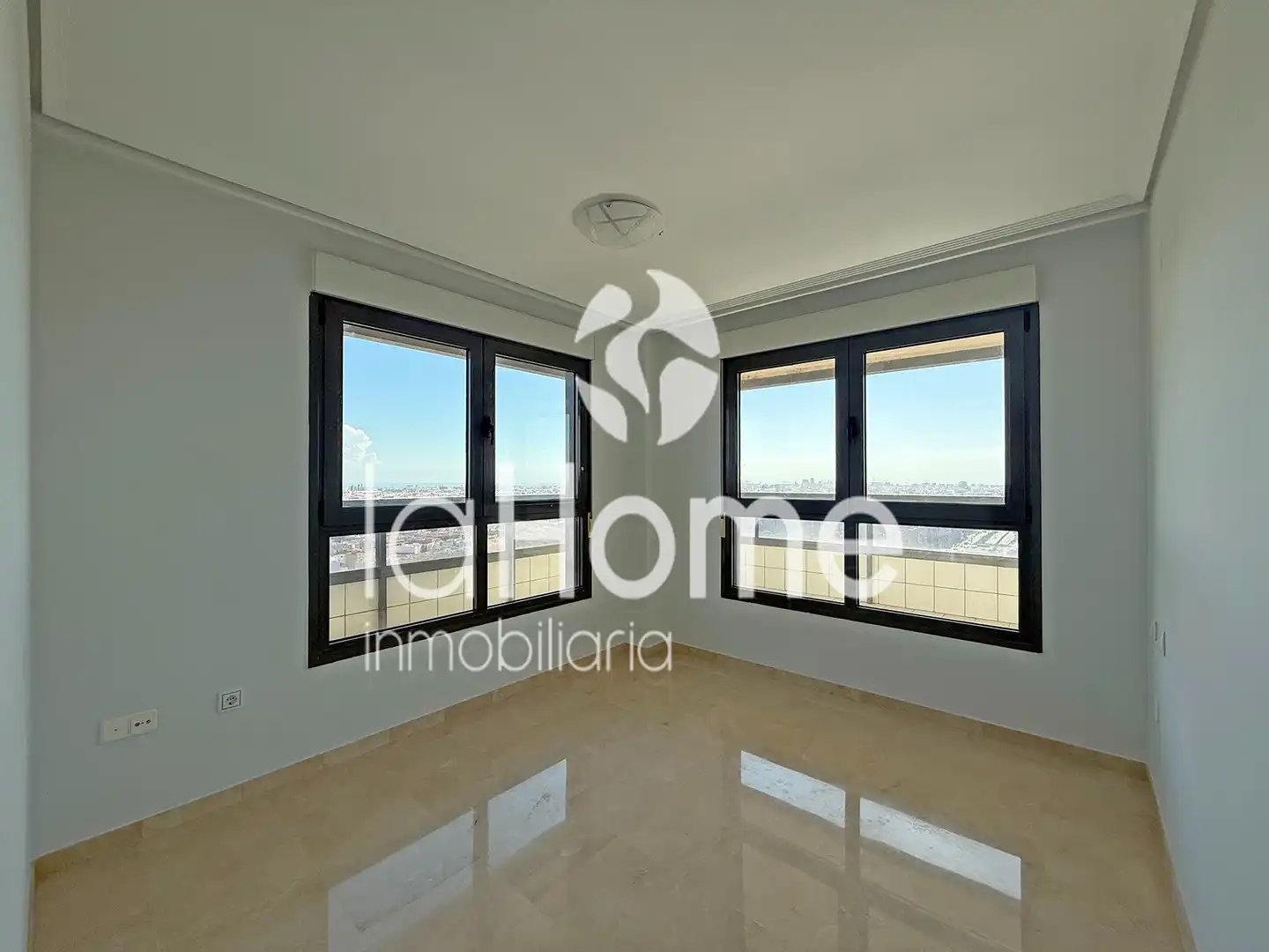 Sala de estar de Piso de alquiler en Valencia con Aire acondicionado, Calefacción y Terraza
