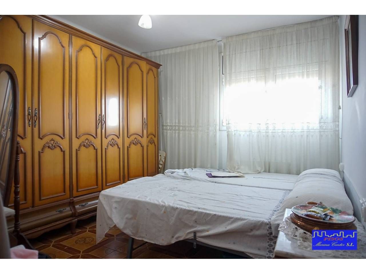 Bedroom of Flat for sale in L'Hospitalet de Llobregat  with Furnished and Balcony