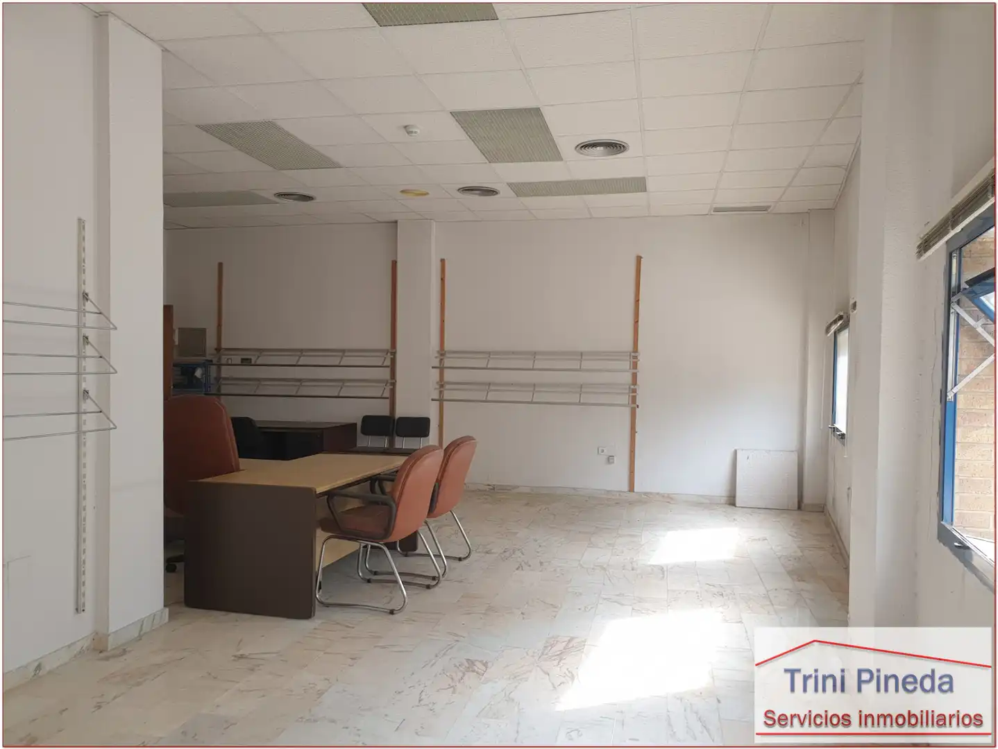 Oficina en venta en Sevilla con Aire acondicionado y Trastero