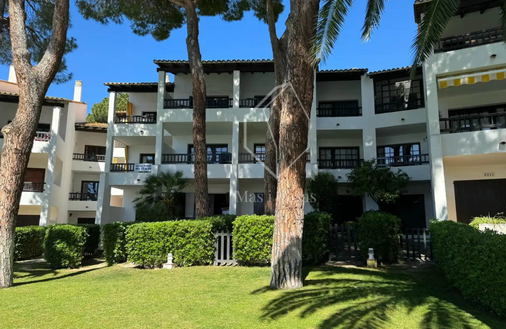 Vista exterior de Apartament en venda en L'Escala amb Aire condicionat, Calefacció i Terrassa