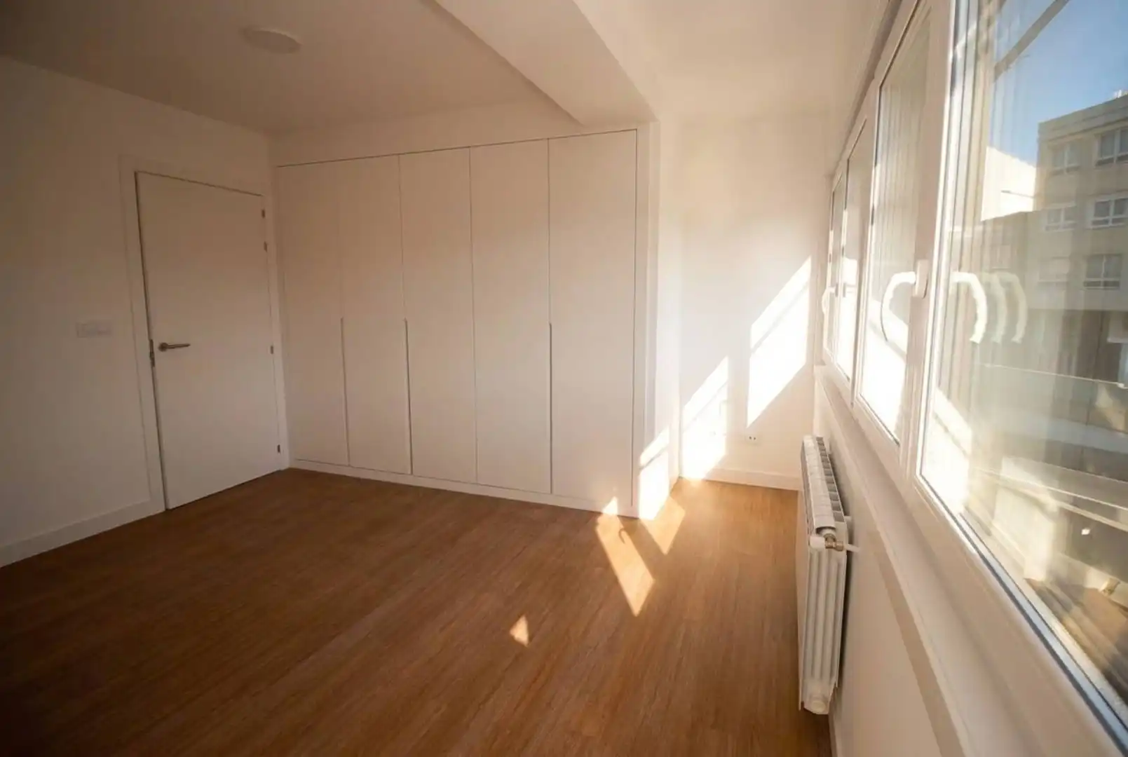 Habitación de Piso en venta en Oleiros con Calefacción, Parquet y Terraza