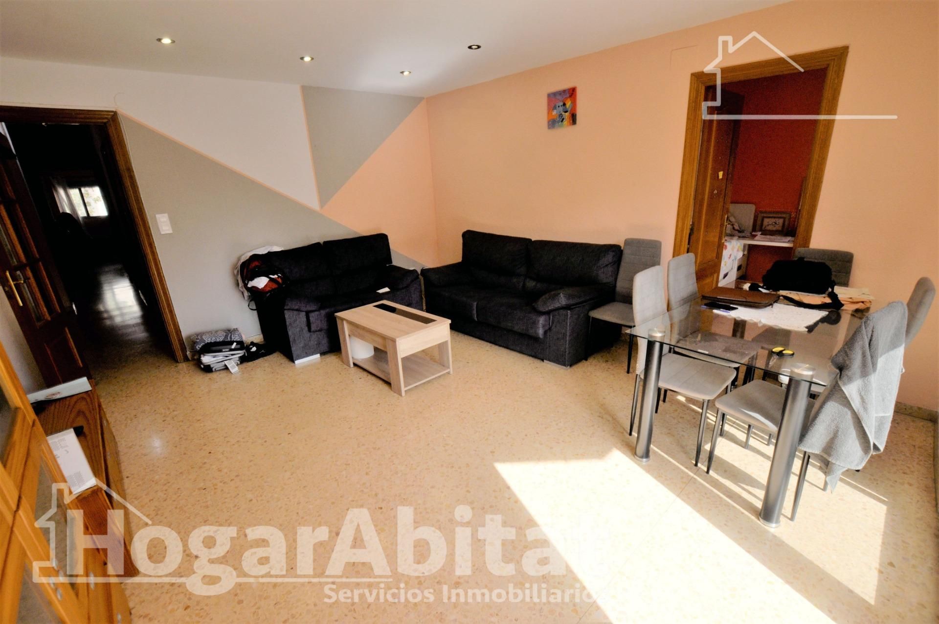 Living room of Flat for sale in Burjassot  with Air Conditioner, Heating and Terrace