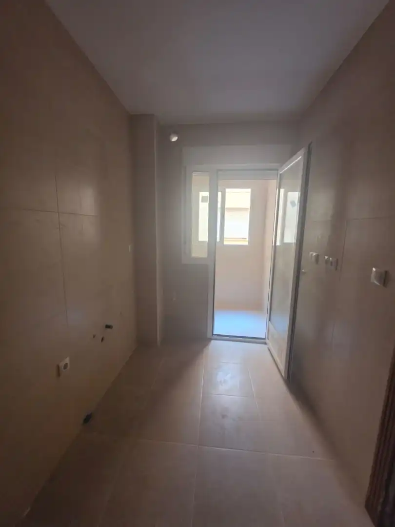 Neubau-Wohnung mit Terrasse zum Verkauf in Calle Bartolomé de las Casas 28