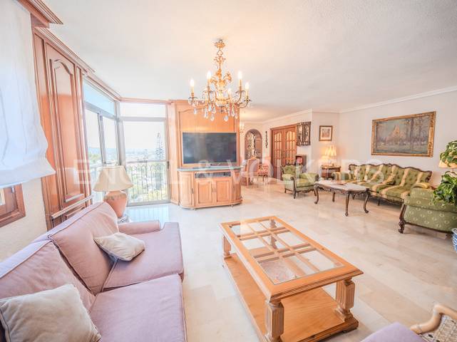 Piso en Venta en Avinguda Eusebi Sempere, 1 en Ensanche - Diputación