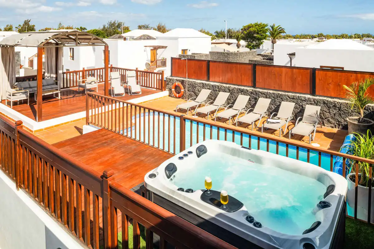 Terrassa de Casa o xalet en venda en Yaiza amb Aire condicionat, Terrassa i Piscina