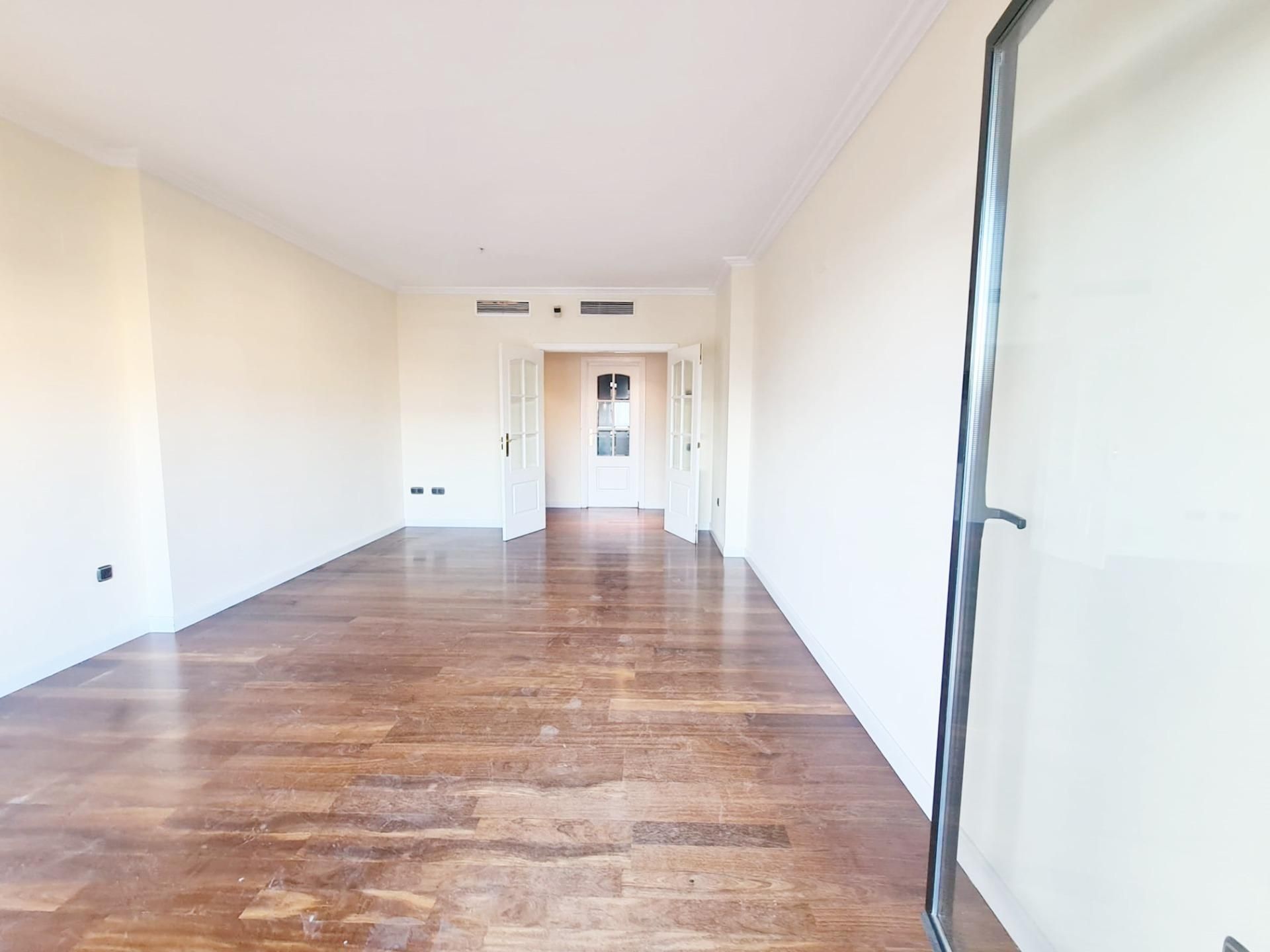 Flat for sale in Bami - La Estrella