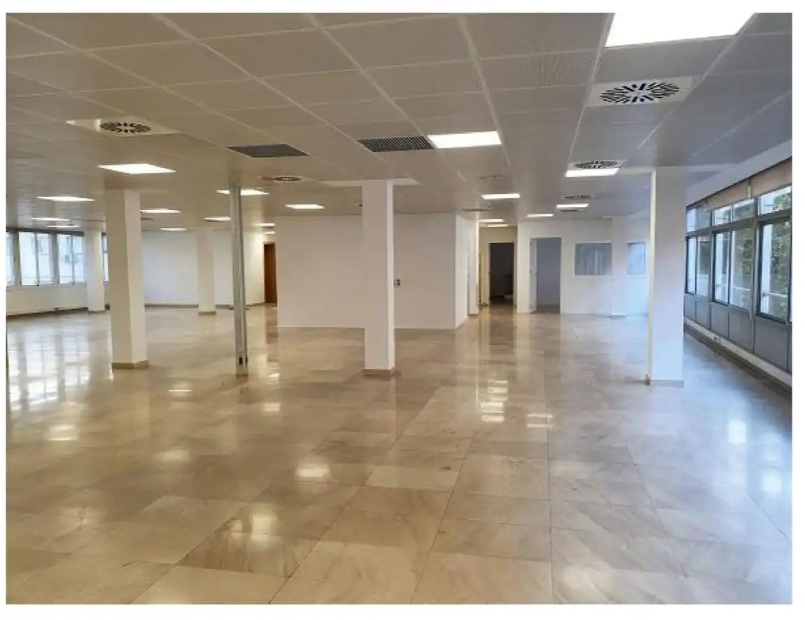 Oficina amb ascensor de lloguer a Carrer de Galileu, imagen 4