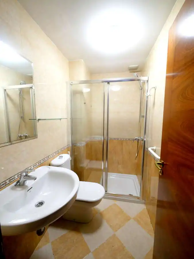 Bany de Pis en venda en Arrecife amb Parquet i Moblat